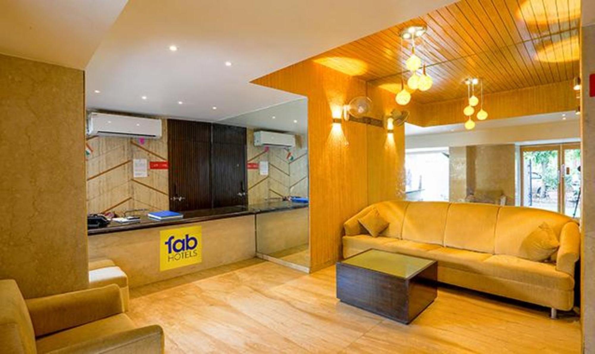 Hotel Fabexpress Jayshree - Nr Mumbai International Airport Zewnętrze zdjęcie